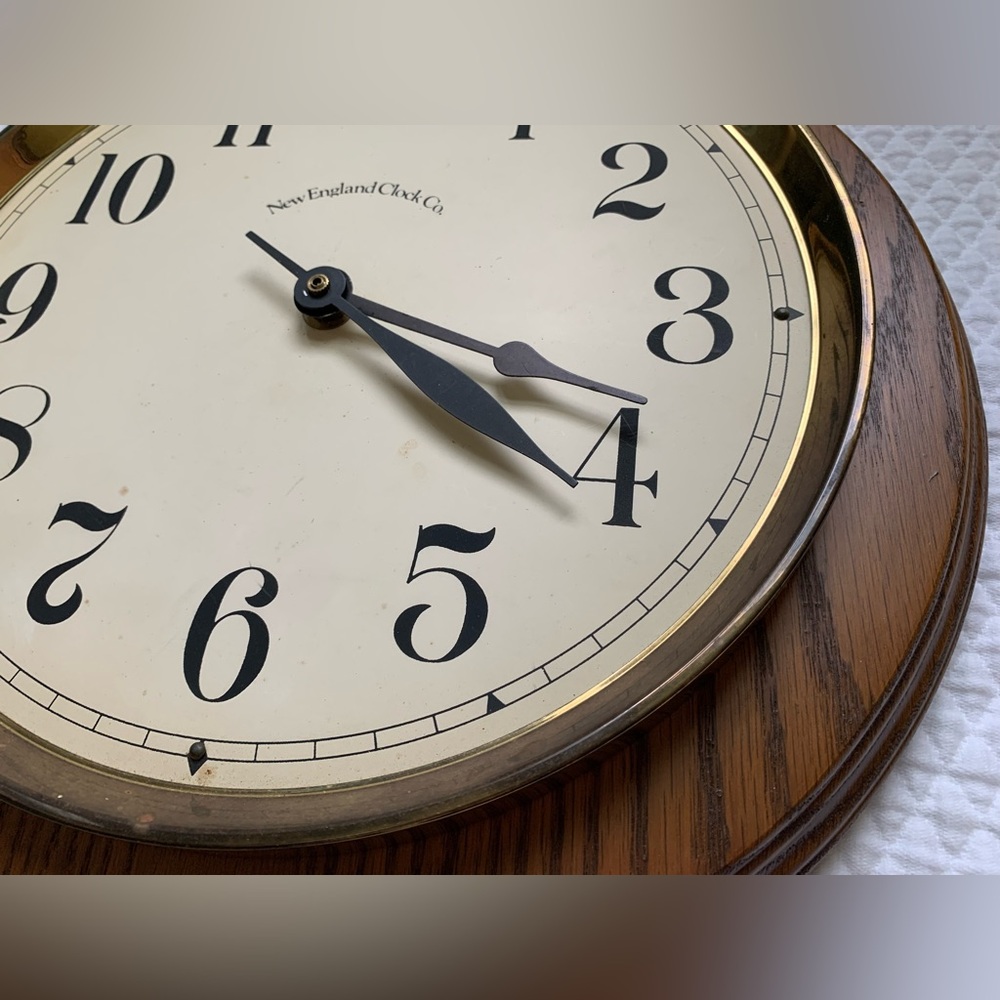 Vintage NewEnglandClockCo PocketwatchWall Clock Battery AsIs 💖 Priority Shipping - Picture 3 of 8